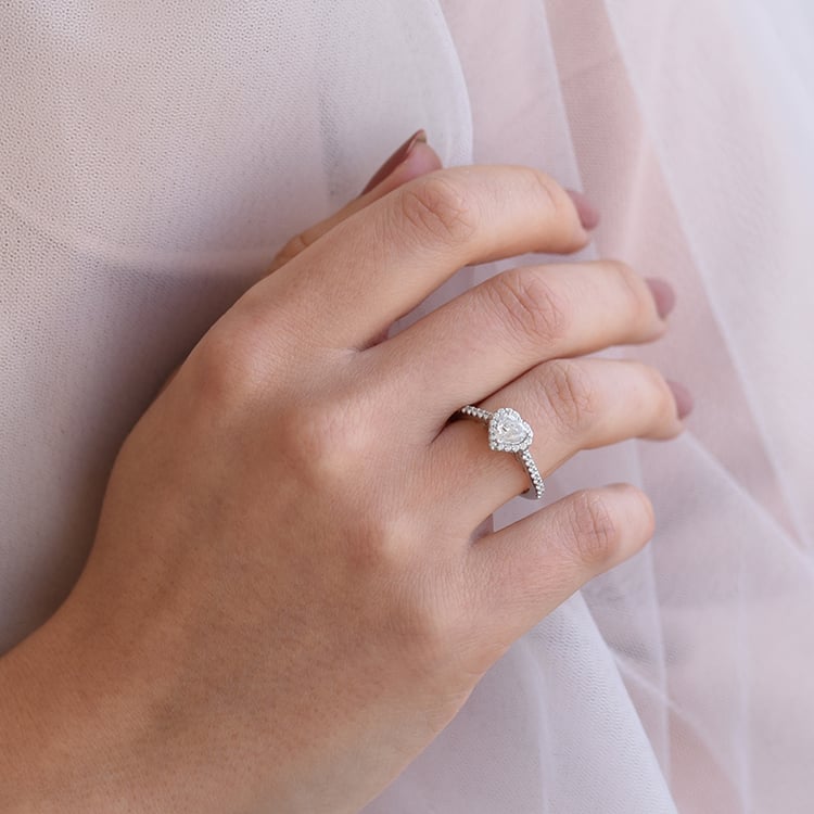 Zásnubný prsteň 60920