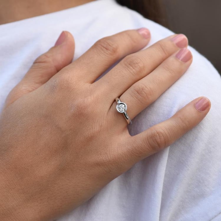 Zásnubný prsteň s certifikovaným diamantom 46920