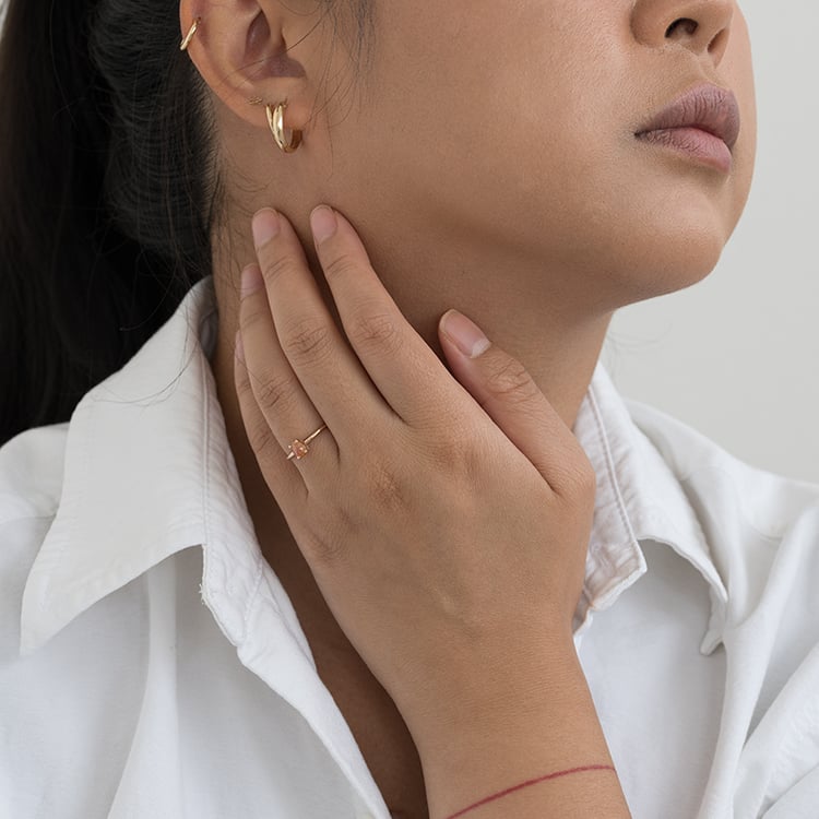 Zlatý prsteň s pear salt and pepper diamantom Hannah 127873