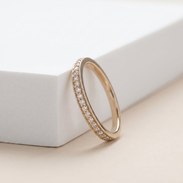 Eternity prsteň plný lab-grown diamantov z orieškového zlata Minke 166953