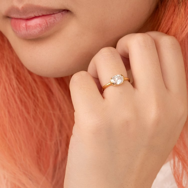 Zlatý prsteň s half-bezel oválnym lab-grown diamantom Hortensia 164558