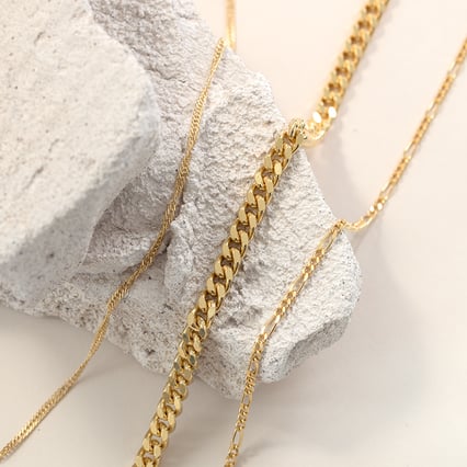 Figaro retiazka 55 cm zo striebra