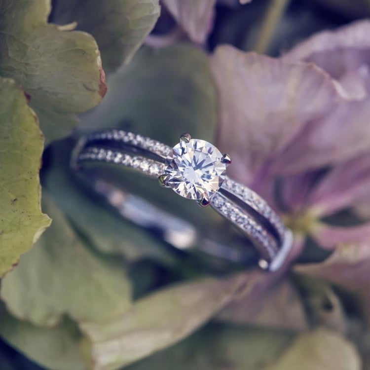 Zásnubný diamantový prsteň 12263