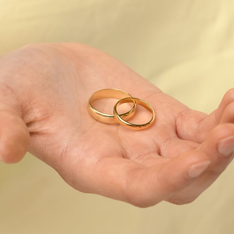 Pologuľaté svadobné prstene zo zlata Amma 156844