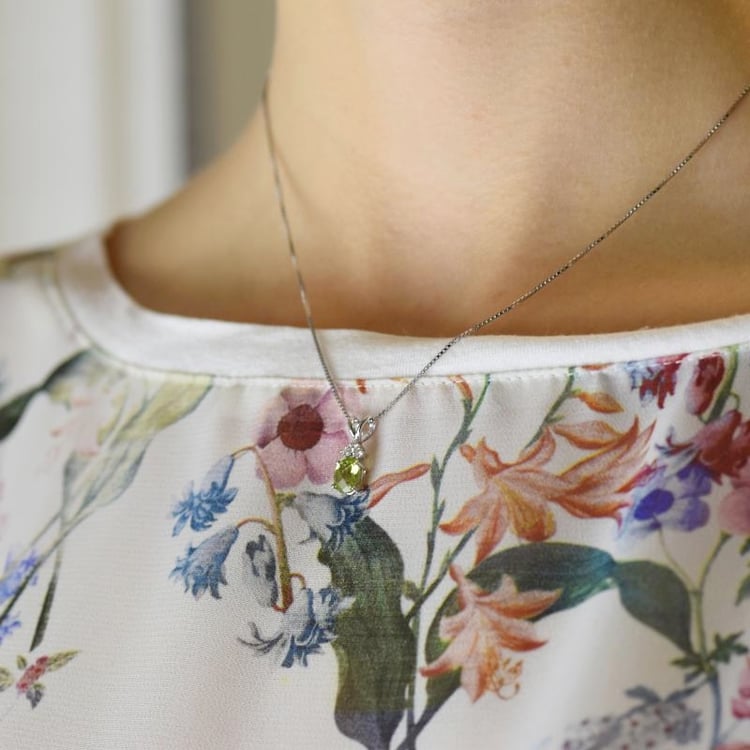 Olivínový náhrdelník 107836