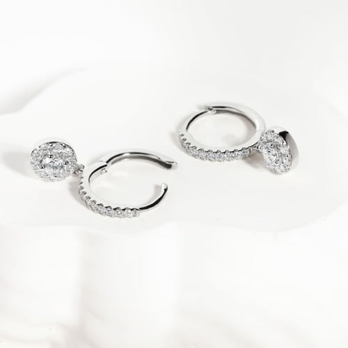 Strieborné kruhové náušnice s 0.13ct prírodným diamantom Madhu