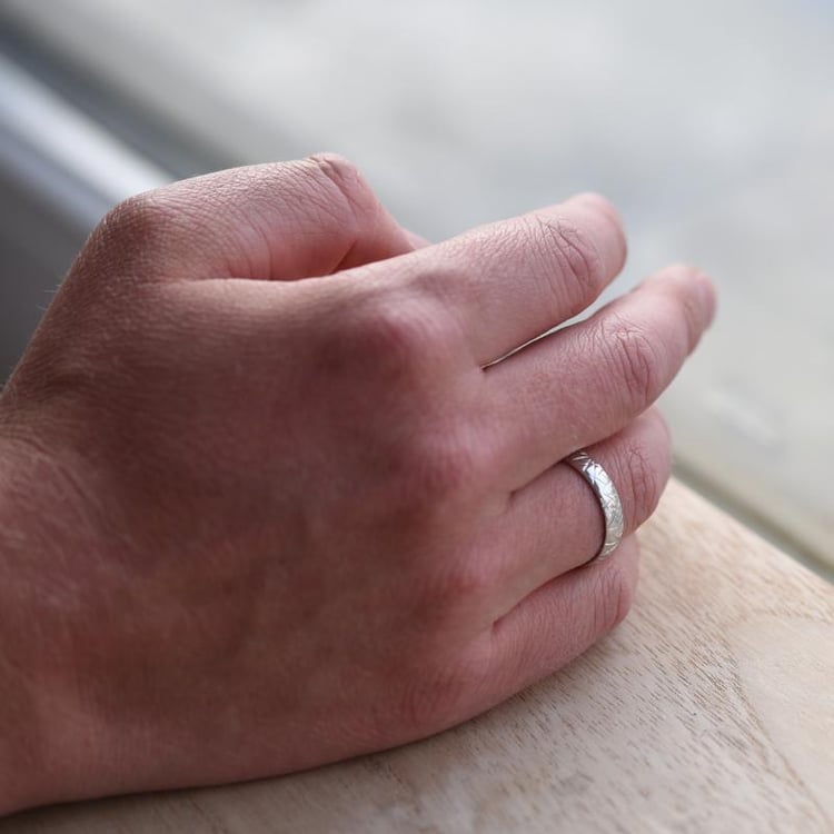 Svadobné obrúčky zo zlata s ryhami Odare 52666