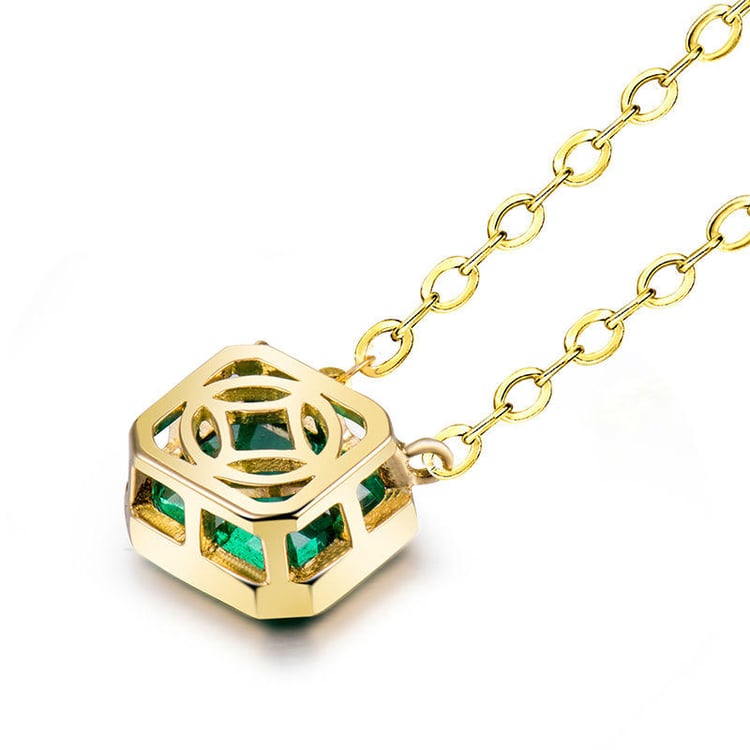 Náhrdelník so smaragdom 18394