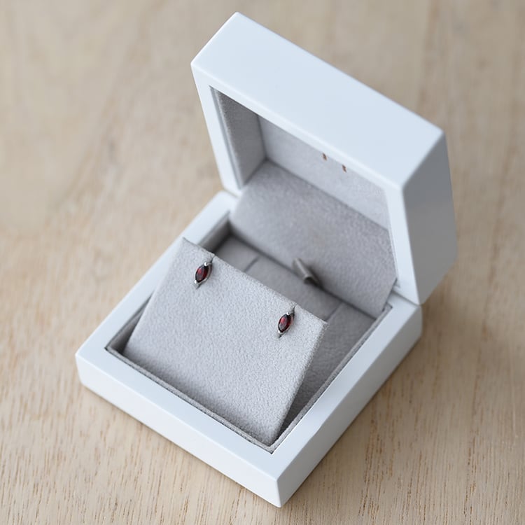 Strieborné náušnice 59117