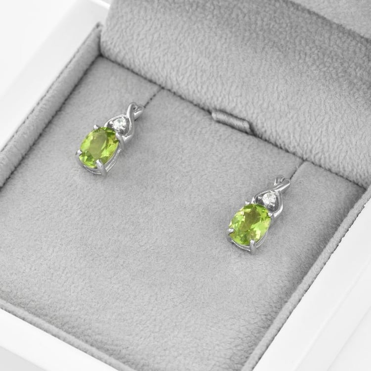 Náušnice s olivínmi zo striebra 45322