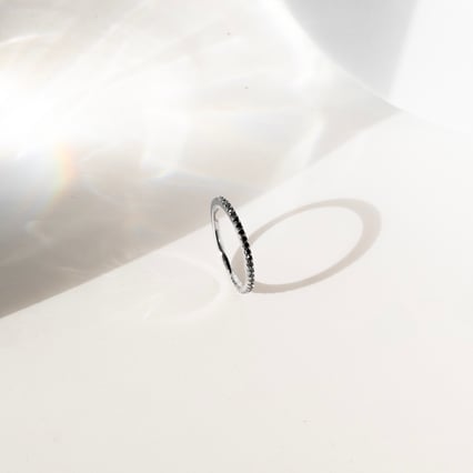 Eternity prsteň zo zlata s čiernymi diamantmi Gaia