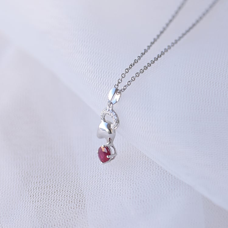 Náhrdelník s rubínom 60482