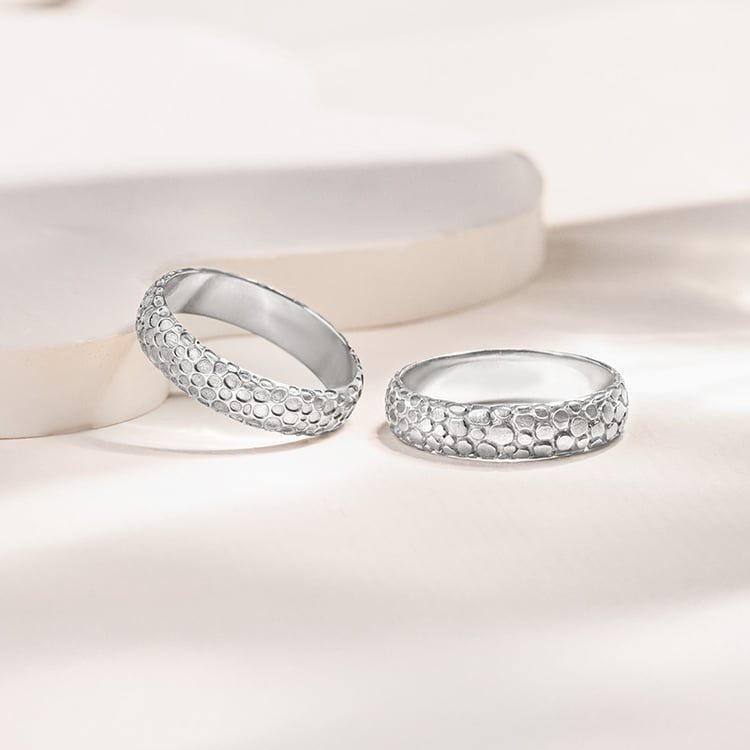 Zlaté svadobné obrúčky s atypickým povrchom Cali 155645