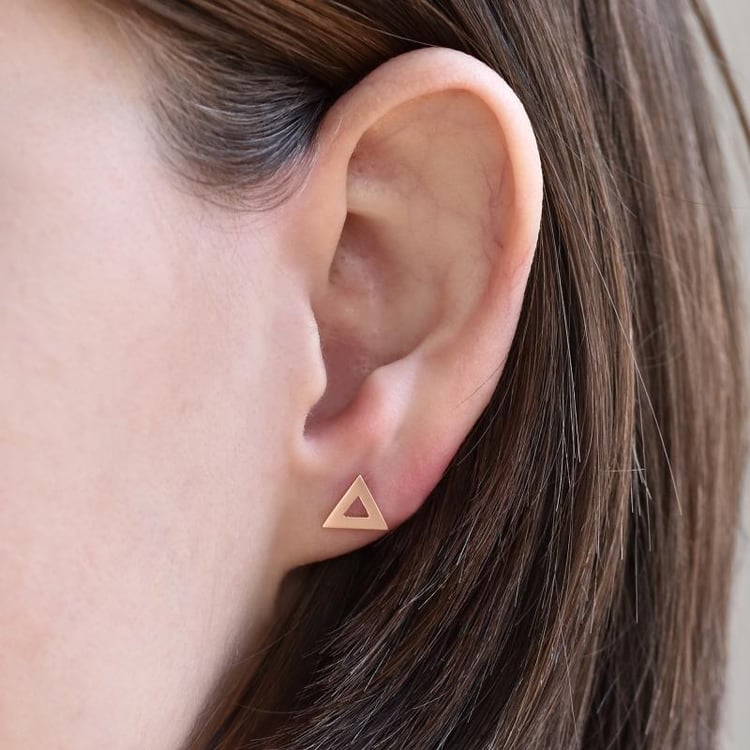 Strieborné trojuholníkové náušnice AirTriangle 102860