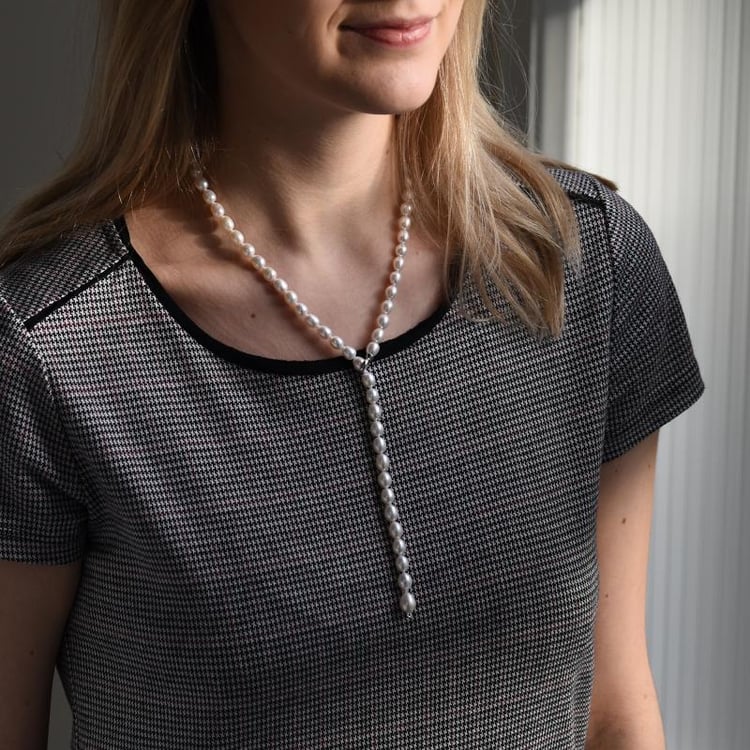 Strieborný náhrdelník s bielymi perlami Anne 50907