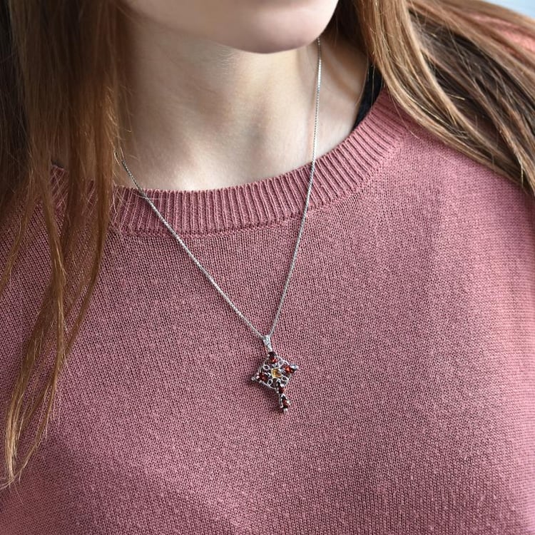 Strieborný kríž v štýle vintage 38159