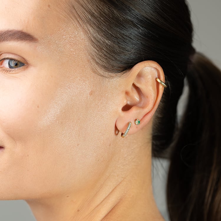 Elegantné kruhové naušnice s diamantami Gomati 146164