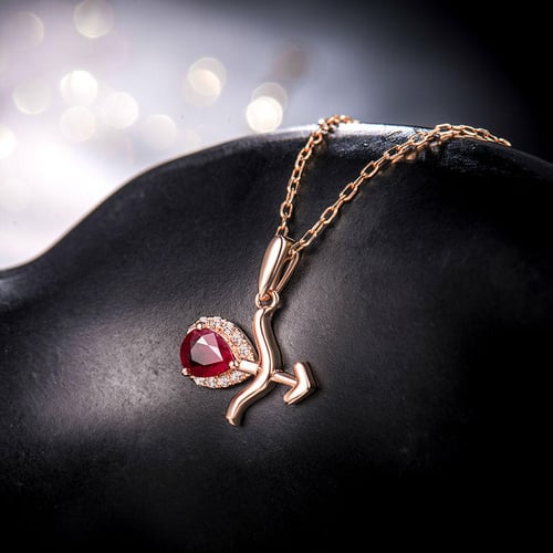 Rubínový prívesok v znamení Strelca s diamantmi Sagittarius