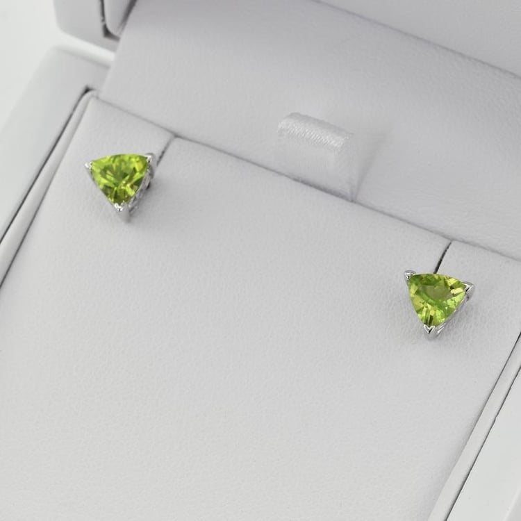 Trillion olivíny v strieborných náušniciach 25767