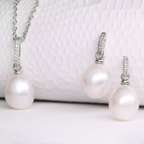 Zlatý perlový set s diamantmi Elzaida