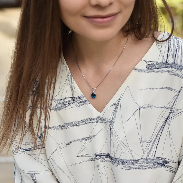 Topásový náhrdelník 32198