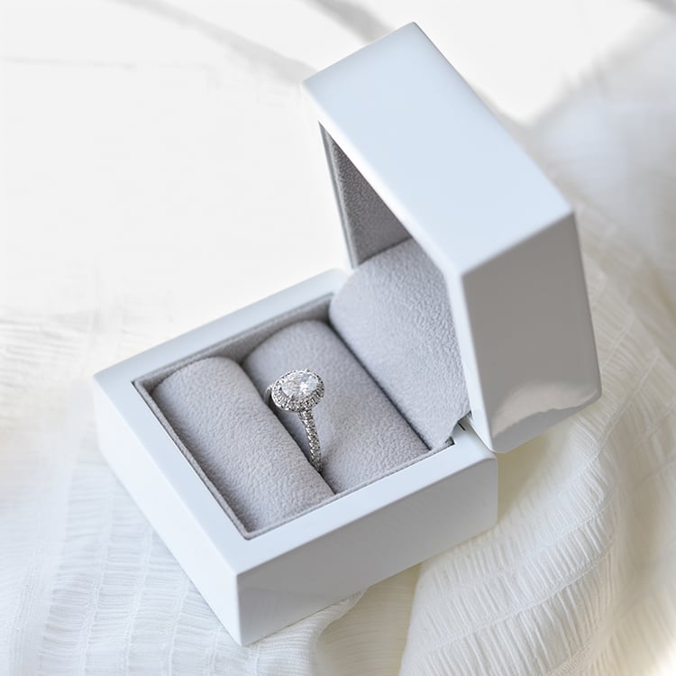 Zásnubný prsteň 60930