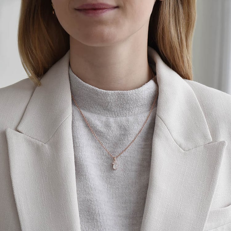 Pozlátený strieborný prívesok s mesačným kameňom a topazy 93462