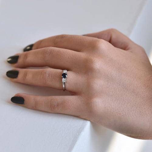 Zafírový zásnubný prsteň zo zlata s diamantmi Hesca