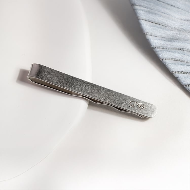 Strieborná kravatová spona s gravírom vlastnej voľby Midas 149995