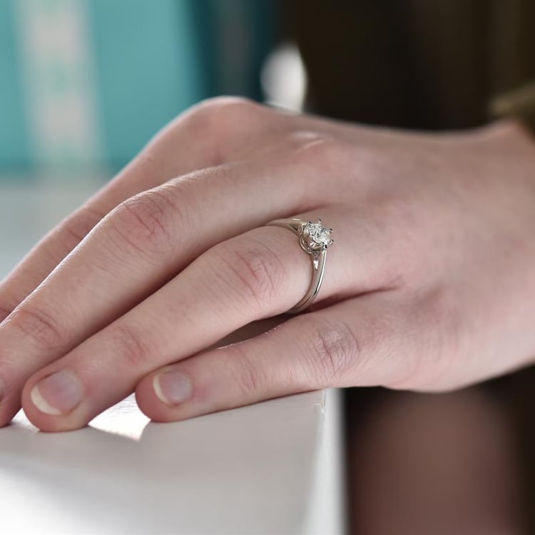 Zlatý zásnubný prsteň s diamantom Ornella 64851