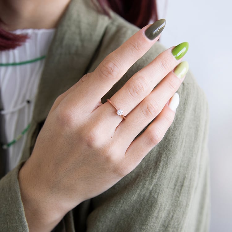 Elegantný zlatý prsteň s diamantmi Burnett 111433