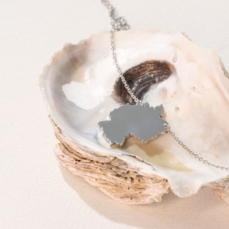 Zlatý či platinový náhrdelník Nemecko 106514