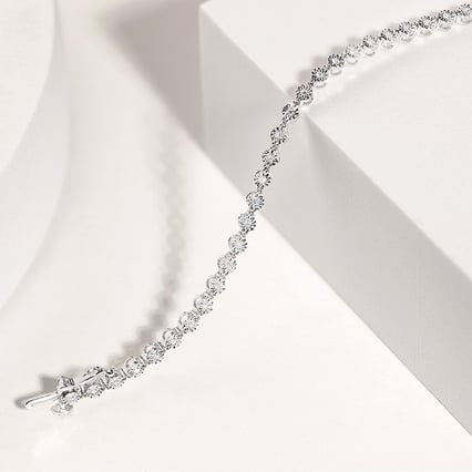 Strieborný náramok s trblietavými diamantmi Alessio