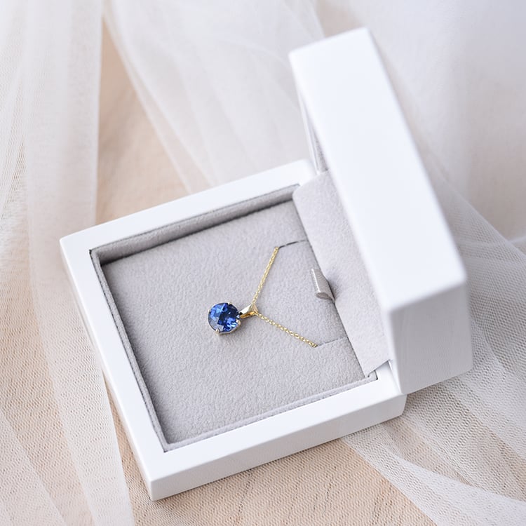 Přívěsek so safírem 58834