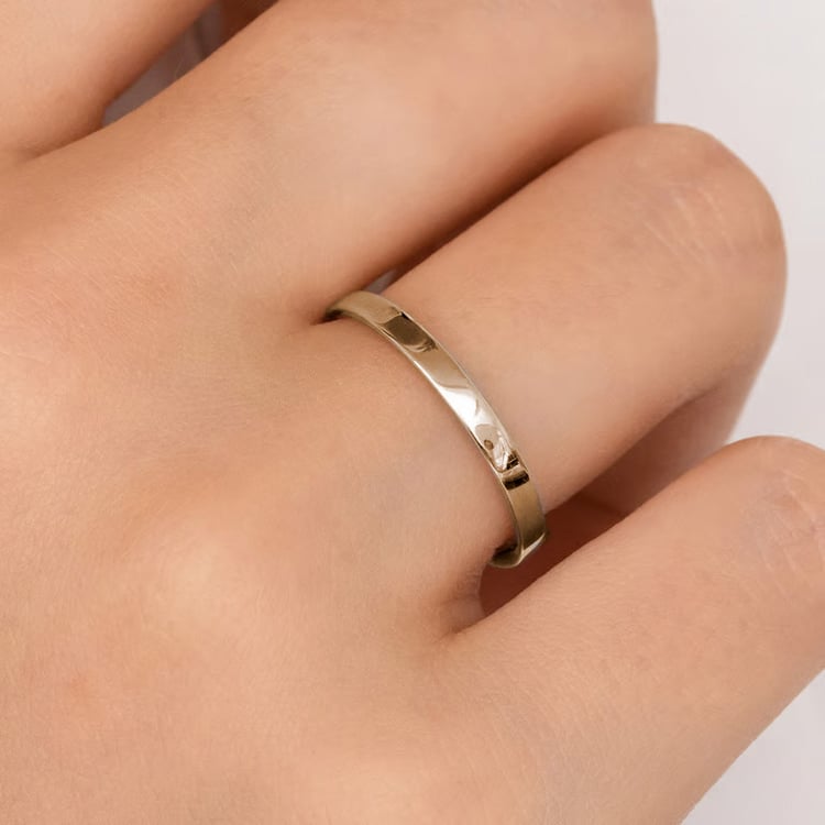 Ploché svadobné prstene zo zlata Azra 165650