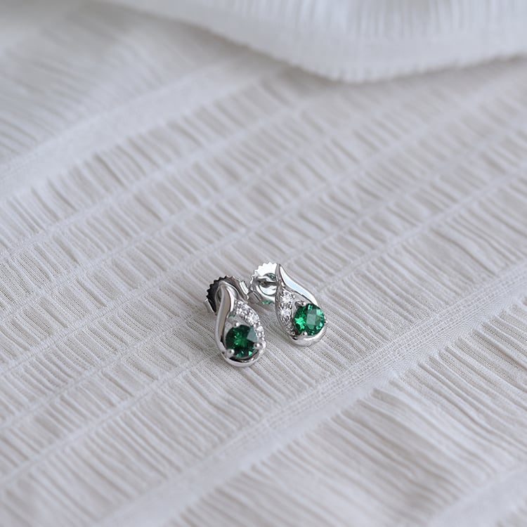 Strieborné náušnice 64303