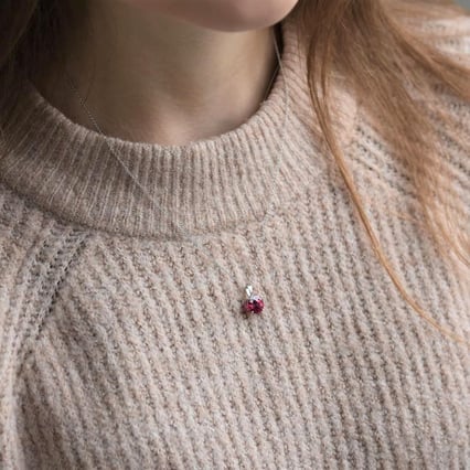 Rubínový prívesok zo zlata Atik