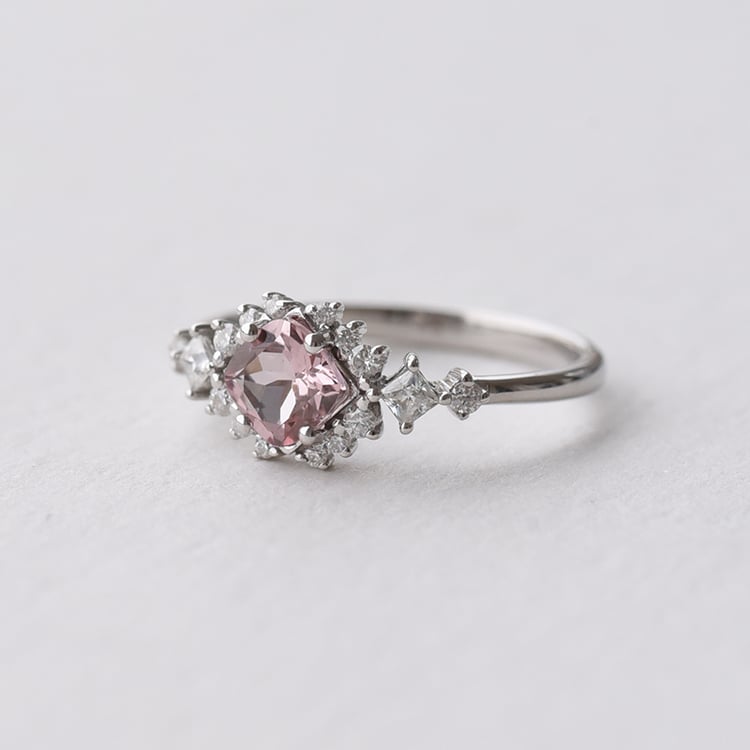 Zásnubný prsteň s morganitom a moissanitmi 74634