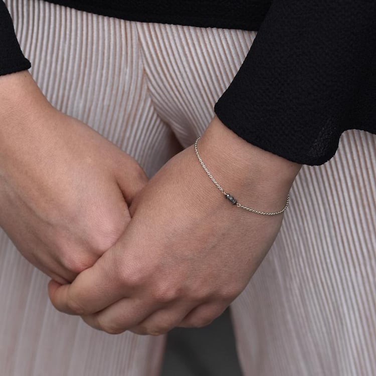 Zlatý náramok s diamantmi 31553