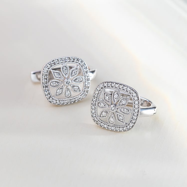 Diamantová kvetinová kolekcia šperkov Rochelle 152122