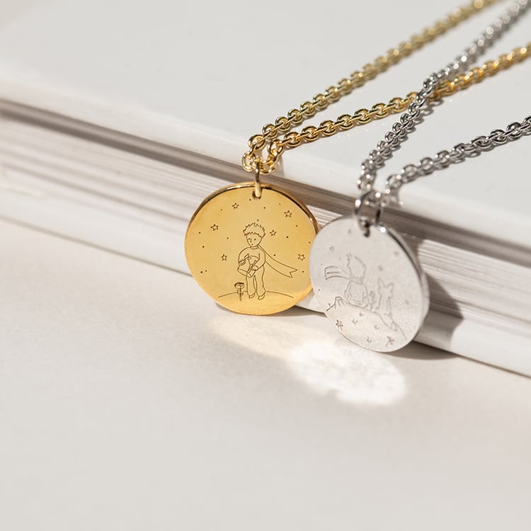 Strieborný prívesok Malý princ s ružou a gravírom 138141