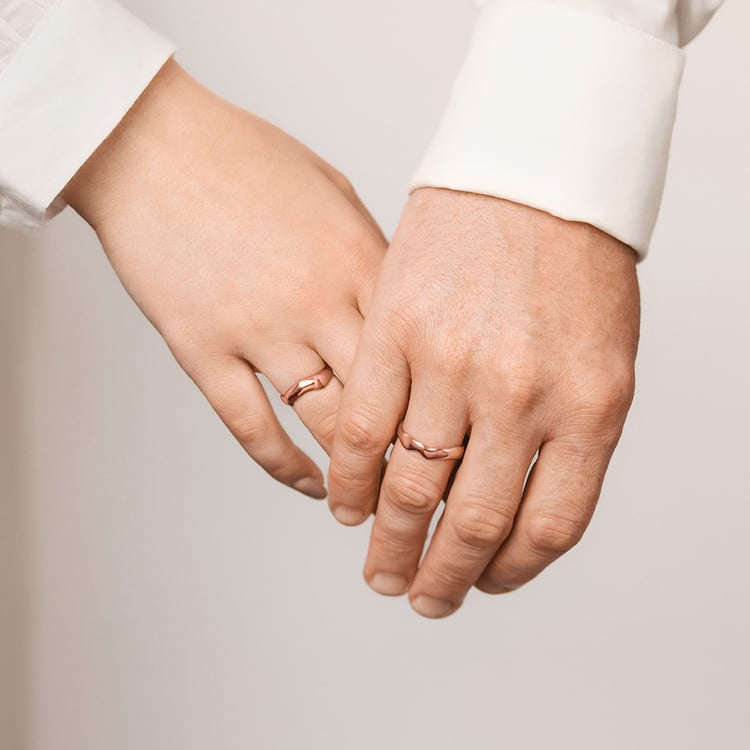 Nepravidelné zlaté svadobné obrúčky 156330