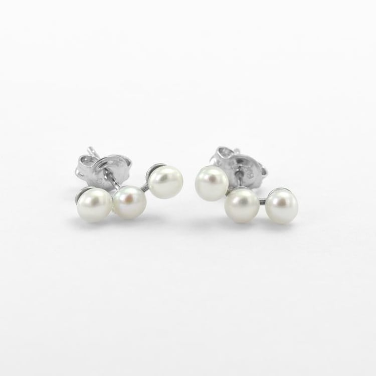 Strieborné náušnice s perlami 51781