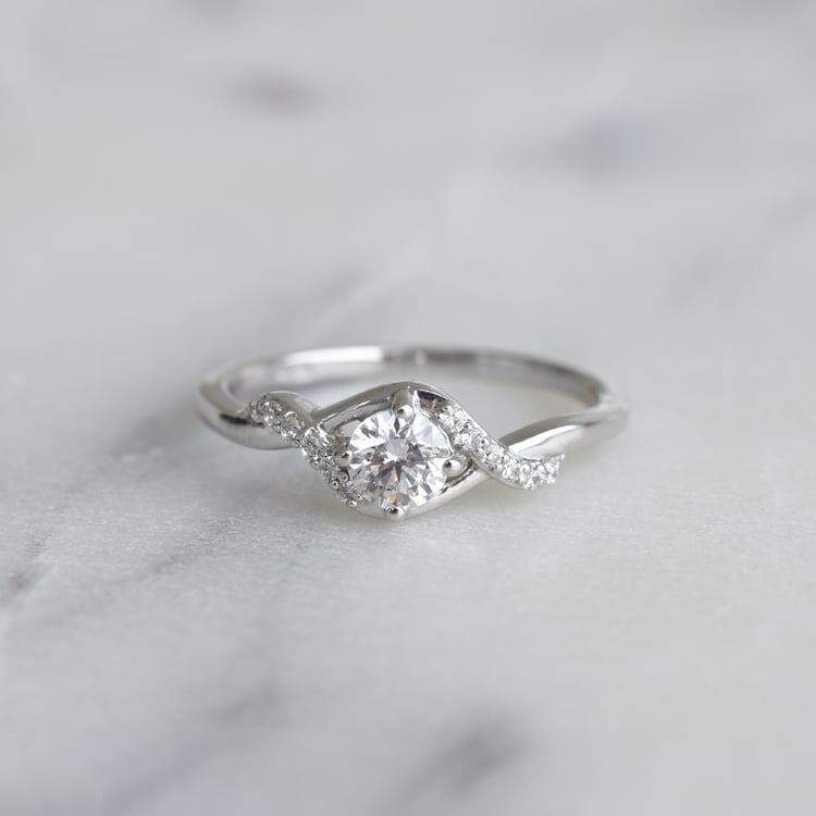 Diamantový prsteň zo zlata 134211