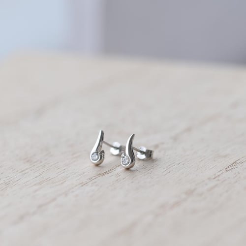 Elegantné náušnice s 0.20 ct diamantmi Janine