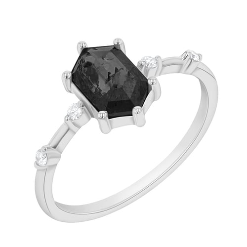 Prsteň s čiernym hexagon salt and pepper diamantom Harmonia
