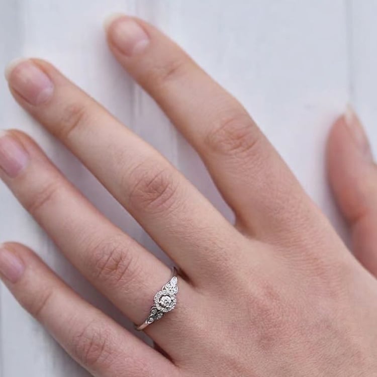 Strieborný halo prsteň s lab-grown diamantmi Delphine 166369