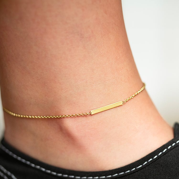 Strieborný minimalistický náramok na nohu Hawes 140790