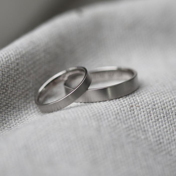 Ploché matné svadobné prstene 49521