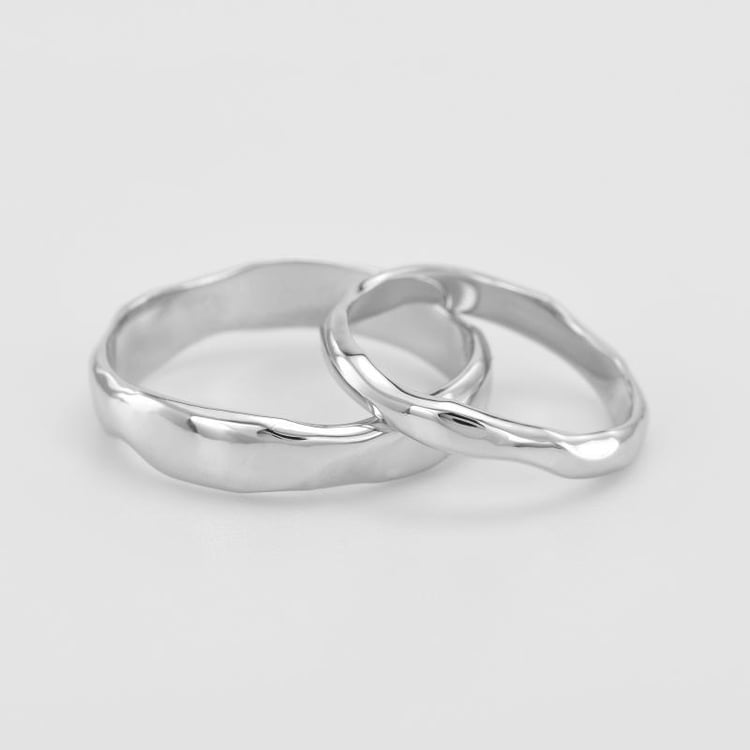 Pokrivené platinové svadobné obrúčky s lesklým povrchom 76502